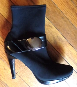 Black BCB Girls Pointed Toe Black Stiletto Heels Ankle Boots Size 6B - Picture 1 of 12