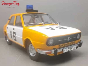 Triple 9 Skoda 105L Police VB orange/weiß 1976 Maßstab 1:18 - Bild 1 von 1