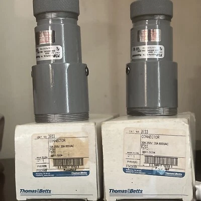 Thomas & Betts 3934 Connector Plug 30A 250V, 20A 800Vac - Image 1 of 4