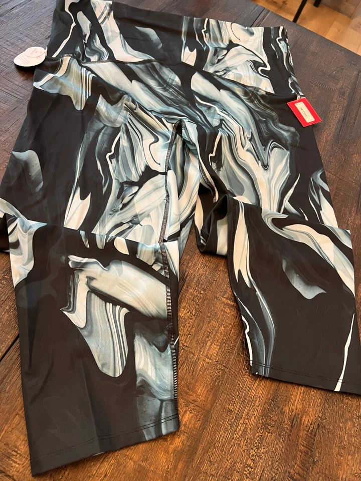 - Womans SPANX Booty Boost Blue Printed Active Leggings (Size 3X)