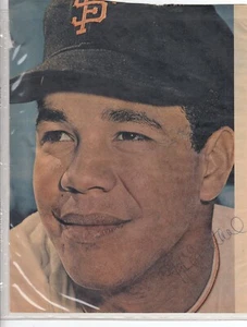 Vintage Juan Marichal 8x10.5 8 x 10.5 Newspaper Page AUTO PHOTO - SF Giants - Picture 1 of 2