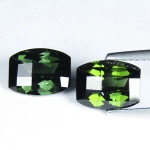 4,70 kt erstaunlicher natürlicher grüner Turmalin Kissen Karoschliff Paar - Bild 1 von 6