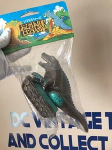 Godzilla Tsuburaya  Kaiju Movie Monster Vinyl Figure Japan DinoTank 1999 - Picture 1 of 12