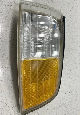 91-95 ACURA LEGEND 2 PUERTAS CUPÉ CONDUCTOR IZQUIERDO ESQUINA LUZ STANLEY 041-3958L Foto 1 de 4