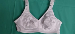 Bali Double Support Tailored Wireless Lace Up Front Bra 3820 - White (36C) - Picture 1 of 10