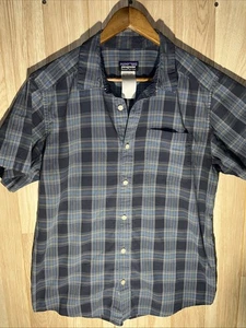 Patagonia Men’s Medium Back Step Blue Plaid Short Sleeve Button Up - Picture 1 of 7