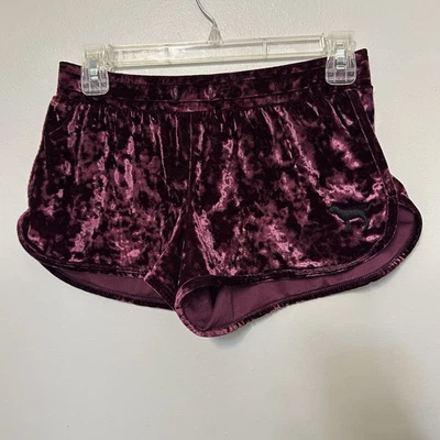 Shorts Victoria's Secret rosa veludo veludo lounge confortável cachorro borgonha retrô P - Imagem 1 de 4