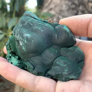 252.7g 8x7x4cm Natural Malachite from Laos - Picture 1 of 4