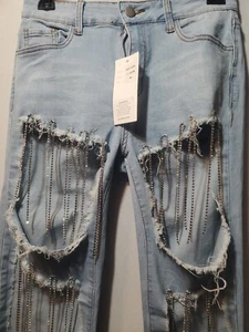 Hot and Delicious Designer Distressed Jeans SZ MED 27.5X27 NWT - Picture 1 of 4