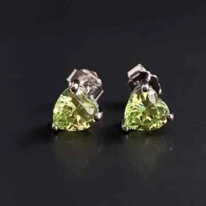 Green Peridot 2.50Ct Heart Cut Lab Created Stud Earrings 14k White Gold Plated - Picture 1 of 9