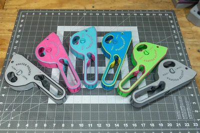 Paster Pooper - Aplicador de pegatinas para pistola de pasta Foto 1 de 4