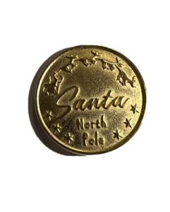Wonderful Vintage Looking Santa North Pole 14kt Matte Gold Finish Button 1-1/8" - Picture 1 of 5