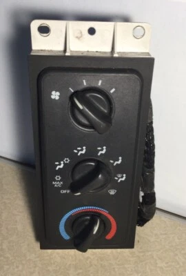 1998-2000 Dodge Durango Dakota Heater A/C Climate Control Part Number 55055665AD - Image 1 of 4