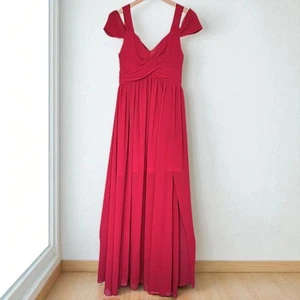 Elegant Off-Shoulder Maxi Dress in Bold Red – Size L - Picture 1 of 9