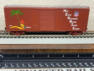 CP RAIL 40ft MODERNIZED BOX CAR " PALM TREE " SAFETY " HERBIE "Logo HO Scale NEW - Bild 1 von 12