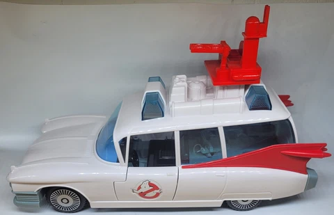 Ecto 1 Topper - Ghostbusters Ecto 1 - Custom Design - CharliesCustomToyShop Cover