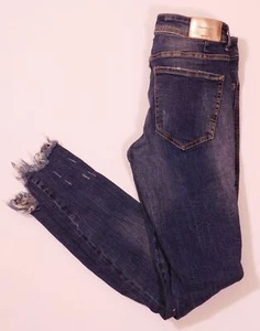 ROPA DE MEZCLILLA TRAFALUC DE ZARA para mujer lavado medio algodón bordado... - Imagen 1 de 7