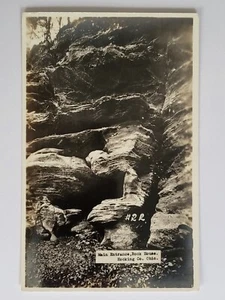 Cartolina RPPC ingresso principale Rock House Hocking Co. Ohio - Foto 1 di 2