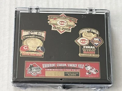 2002 Cincinnati Reds Riverfront Stadium Cinergy Commemorative Pin Set 100/5000 - Image 1 of 4