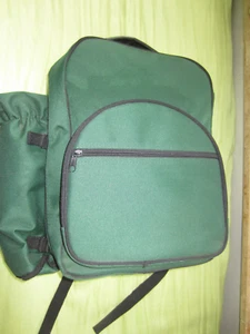 PICKNICKRUCKSACK für 4 Personen -NEU- und unbenutzt dunkelgrün - Bild 1 von 7