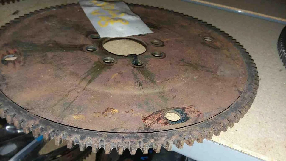 Flywheel CHRYSLER PT CRUISER 95 96 97 98 99 00 01 02 03 04 05 06 07 08 09 10 - Image 1 of 1