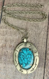 Ciondolo e catena turchese simboli nativi argento nichel Bell Trading Post vintage - Foto 1 di 5