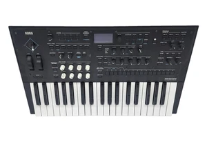 Korg Wavestate 37 Key Sequencing Synthesizer - Black 0250667 - Picture 1 of 8