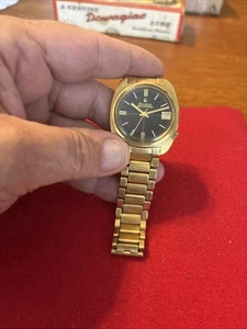 Vintage Bulova Acutron 218 original case in band Ygf running - Picture 1 of 5