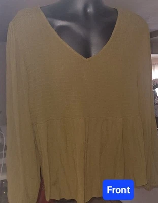 Blusa Sonoma feminina tamanho XXL verde escuro estilo enrugado, seminova. - Imagem 1 de 3