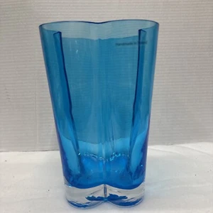 Beautiful Blue Clover Leaf Design Art Glass Vase Handmade In Poland - Picture 1 of 7
