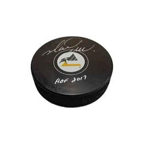 MARK RECCHI Signed Pittsburgh Penguins Puck - HOF 2017 (Exact Photo) - 00598 - Picture 1 of 2