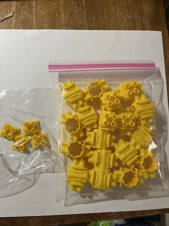 Skyrail Quercetti Suspension & Roller Coaster 18 Double Connectors Parts - Image 1 of 1