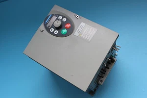 Telemecanique Wechselrichter ATV31HU22N4A 2,2 kW, 1 Stück, kostenloser Expressversand - Bild 1 von 6