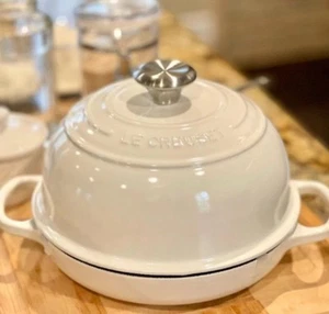 NEW Le Creuset Signature Cast Iron 1.75 Quart Bread Oven in White - Picture 1 of 13