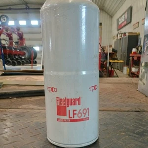 LF691 Engine Oil Filter - Picture 1 of 2