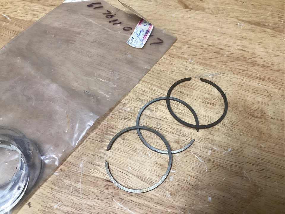 NOS CZ 125 SPORT  STD RING SET 52 mm 61-7011-0417 - Image 1 of 1