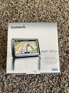 GARMIN Nuvi 265WT GPS Nav System Global Positioning System w/ Accessories - Picture 1 of 3