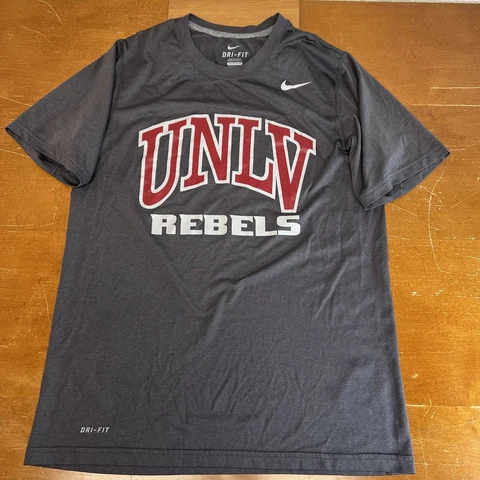 UNLV Rebels Shirt Mens Medium Gray Short Sleeve Nike Dri Fit Cover