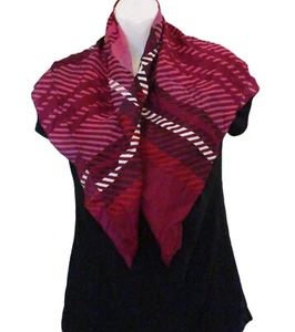 TALBOTS quadratischer irisierender Damast Seidentuch maritim Streifen rosa rot 31,5x30,5 - Bild 1 von 6