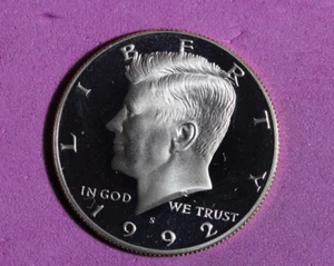 1992-S JOHN F. KENNEDY HALF DOLLAR #P22155 - Bild 1 von 2
