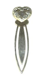 VINTAGE STERLING SILVER PUFFY HEART BOOKMARK WITH FLOWERS ON BOTH SIDES - Picture 1 of 4