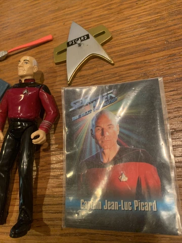 Playmates Star Trek The Next Generation Captain JEAN-LUC PICARD 5" Action Figure Cover