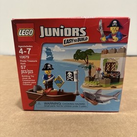 LEGO JUNIORS 10679 Pirate Treasure Hunt NEW SEALED IN BOX RETIRED