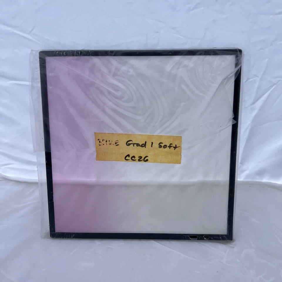 FORMATT UK - Magenta 1 Grad Soft - 6x6 Filter Photo / Video Filter - Image 1 of 1