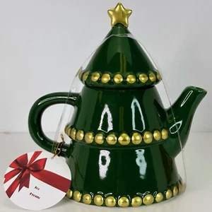 CHRISTMAS TREE Jug 8”H X 6” Green With Gold Connections - Ceramic New - Picture 1 of 4
