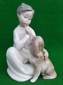 LLADRO - "NIÑO CON PERRO" - 4522. - Imagen 1 de 9