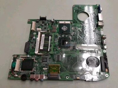 Acer Aspire 5920G DA0ZD1MB6G0 Motherboard / SLA4E / 1x2GB 1x1GB - Image 1 of 4