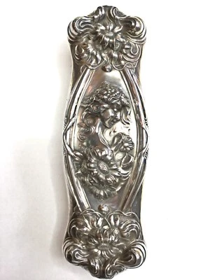 Cepillo de pelo antiguo Art Nouveau Sterling Unger Brothers 'He Loves Me' Foto 1 de 4