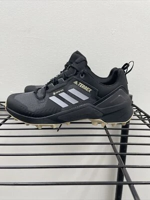 Adidas Women's Terrex Swift R3 GTX Hiking Shoe - US Size 10 - Image 1 of 3