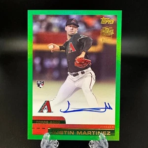 2024 Topps Archives Justin Martinez 2000 Fan Favorites Rookie Auto Green /99 - Picture 1 of 2